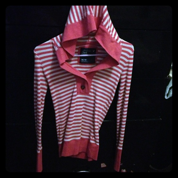 🎀Pink & white AMERICAN EAGLE SWEATHER🎀