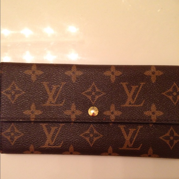 Louis Vuitton inspired wallet