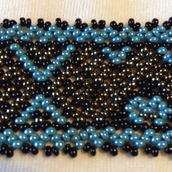 🎉Host Pick!🎉 Handcrafted beaded bracelet - Picture 3 of 3