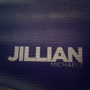 Bundle chanel necklace & Yoga mat