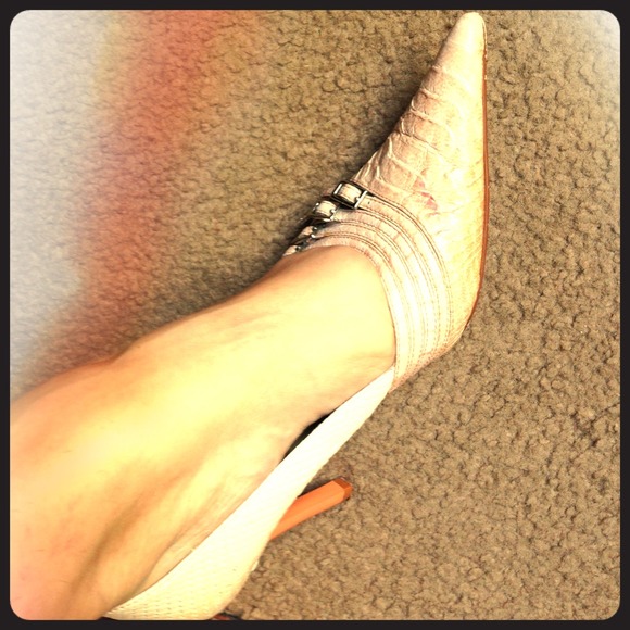 Chinese laundry pointy heels💝💝💝