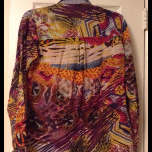Arnold Zimberg Stylish Abstract Button Down Shirt - Picture 2 of 3