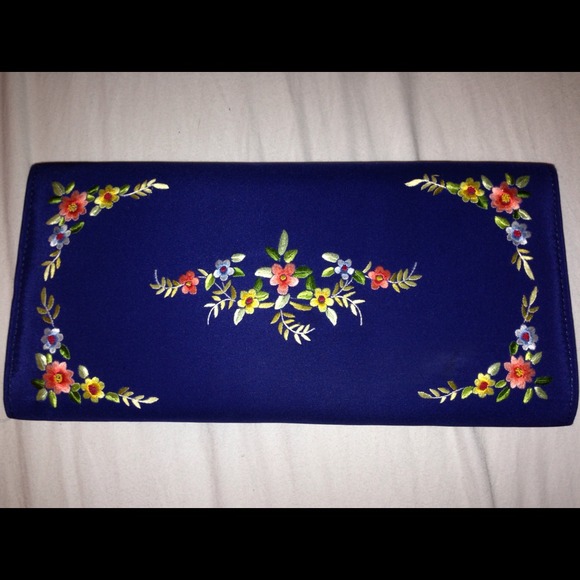 Vintage Blue Handmade Silk Floral Embroidered Clutch