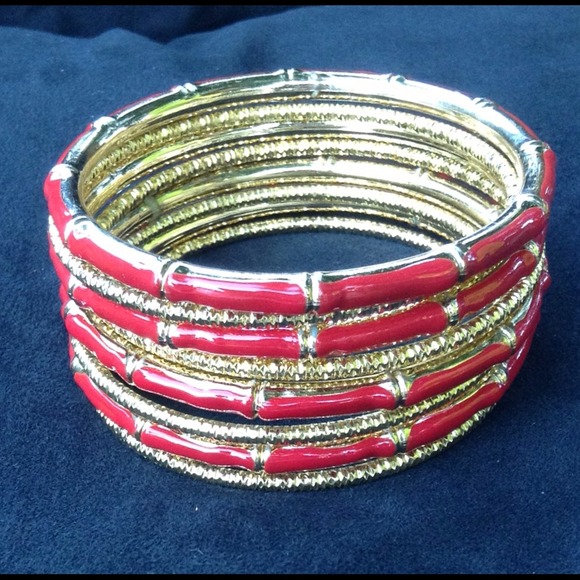 red bangles - Picture 3 of 3