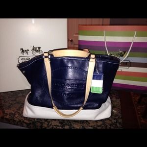 Brand new coach bag! Color block navy and white!