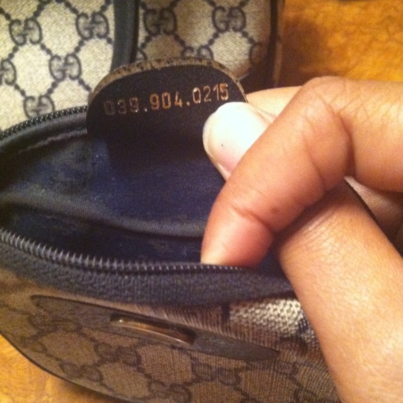 Authentic Vintage Gucci Purse, Wallet & Coin Puese - Picture 3 of 4