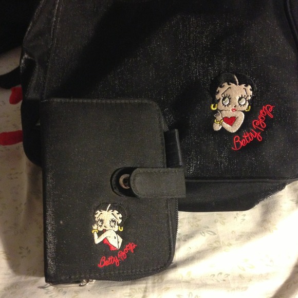 My frist bundle matching purse and wallet