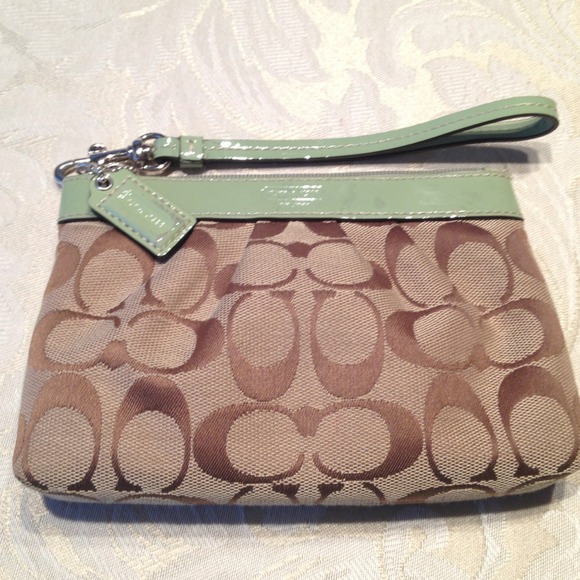 Authentic COACH wristlet