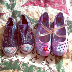 Girls Skechers shoes