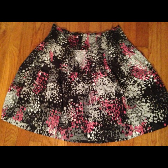 Elle skirt
