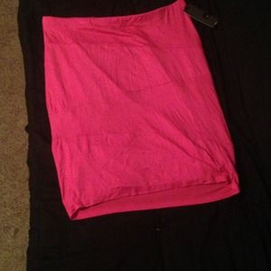 Hit pink pencil skirt