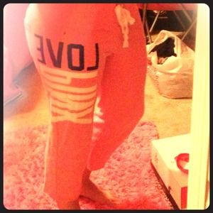 LOVE PINK Cropped Sweats