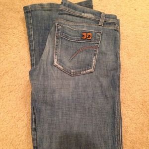 Joe's  Rocker Jean Size 28. Like new!