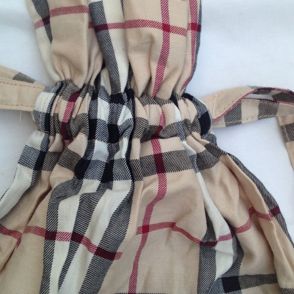 Authentic Burberry cloth bag - Picture 2 of 4