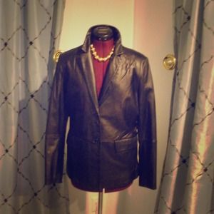 SOLD🚩🚩Black leather jacket