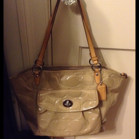 Coach tote sold
