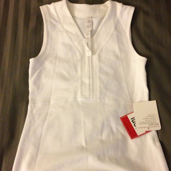 🚫Reserved for Amelcia🚫Glow Tank & jacket bundle