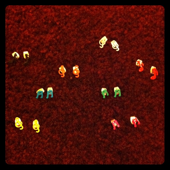 Cute Music Note Stud Earrings
