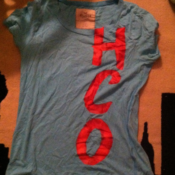 Hollister Graphic-T - Picture 1 of 1
