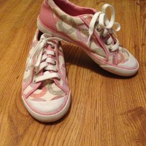 Coach shoes