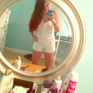 😘RESERVED😘 Lace up white romper
