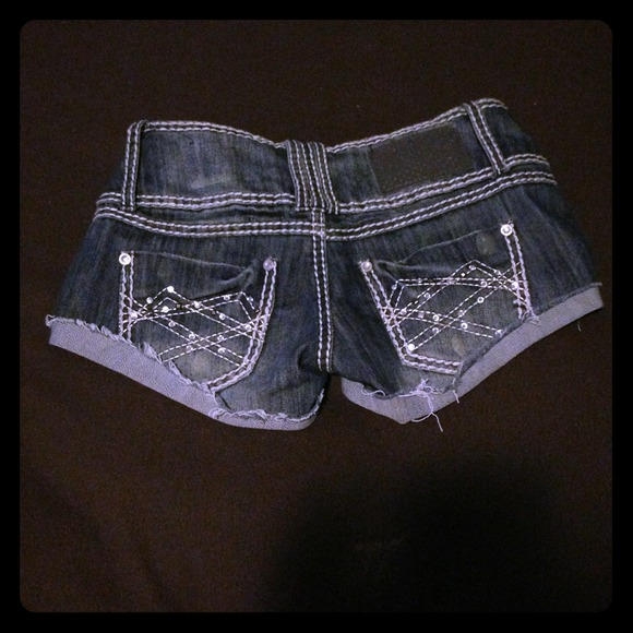 💎💖Bling jeans shorts with studs &Rhinestones💖💎