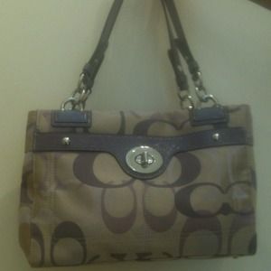 Coach Penelope Optic Signature Carryall Tote  NWT