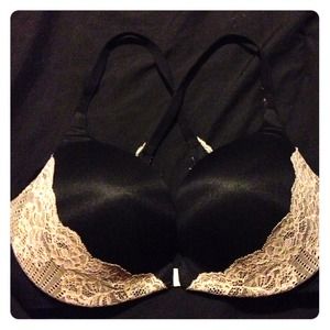 🎈SOLD🎈Victoria's Secret lace racerback push-up