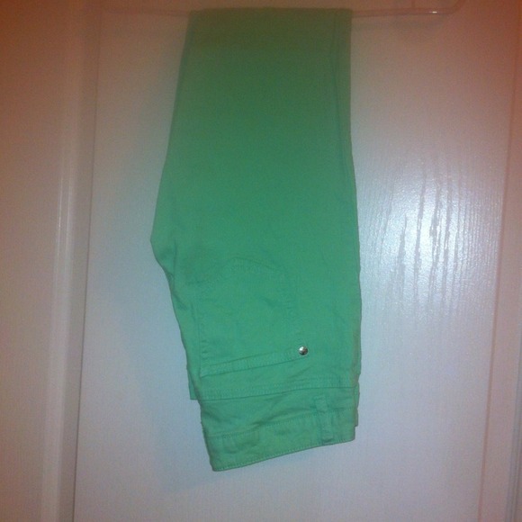 Mint skinnie jeans. Stretch material. Comfy@cute