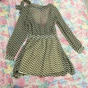 Chevron print longsleeve dress