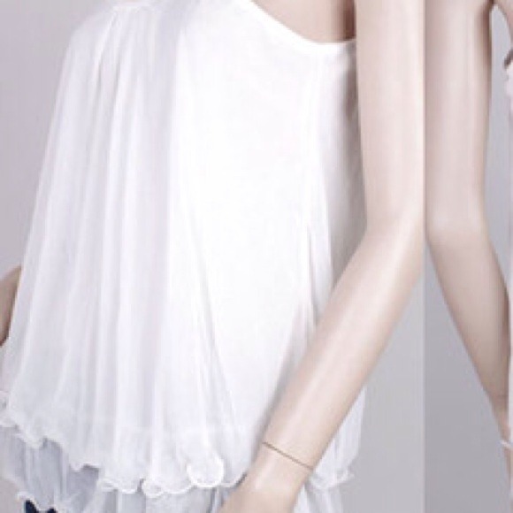 BNWT SHEER TOP!  Beautiful!! - Picture 2 of 2