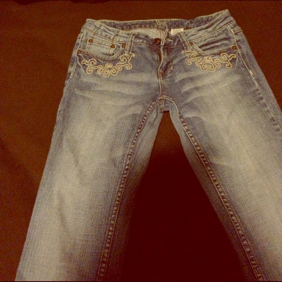 💝💝Stylish jeans with design💝💝