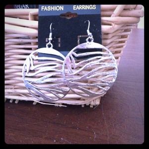 Very Cute Silver Earrings!!