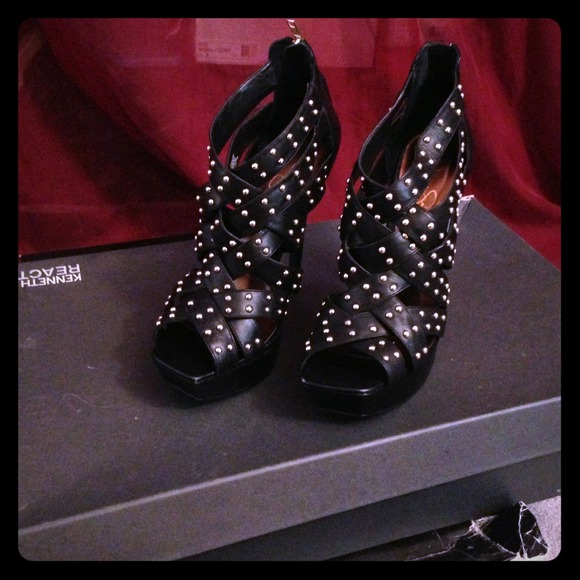 Sexy shoes 4" heel