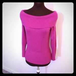 Pink Rampage Sweater sz M (Jrs)