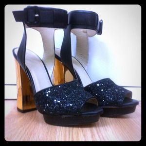 Zara Glitter Heels **hold for @rosaury **