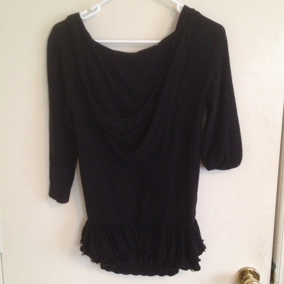 ❌SOLD❌Juicy Couture Black Ruffled Back Hoodie