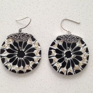 ethnic design sterling sliver pierced  earrings.