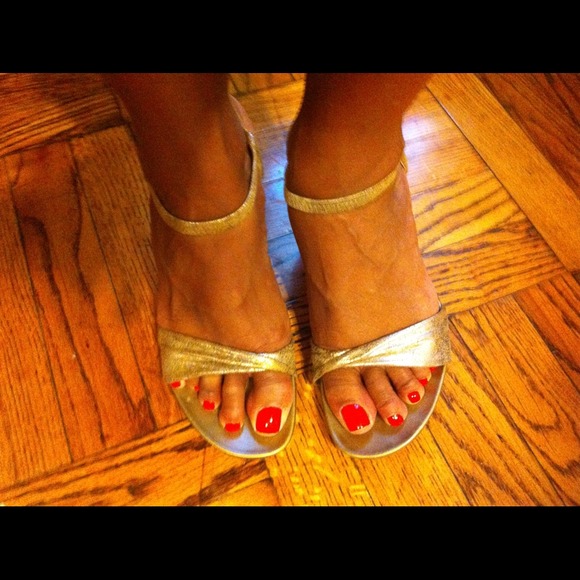 🎄 🎄KENNETH COLE - Picture 2 of 3