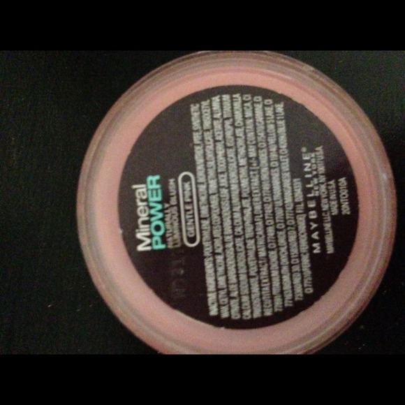 Blush - Picture 3 of 3