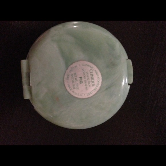 Blush - Picture 2 of 2