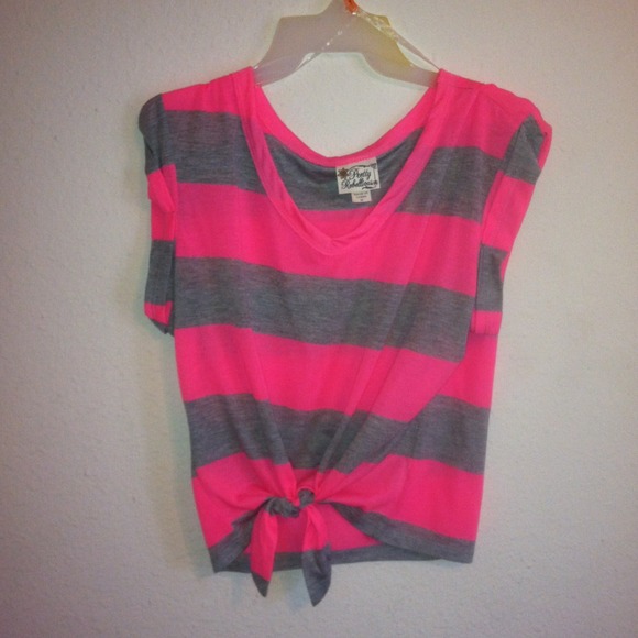 Tie Crop top.