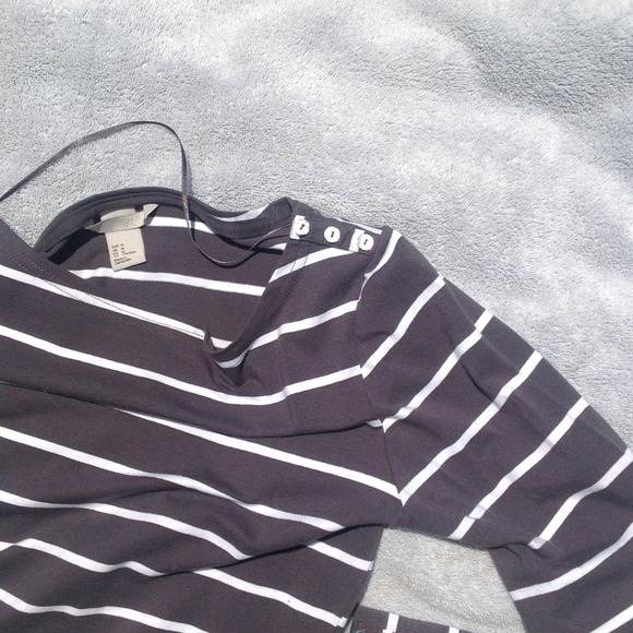 Grey and white striped top. H&M - Picture 4 of 4