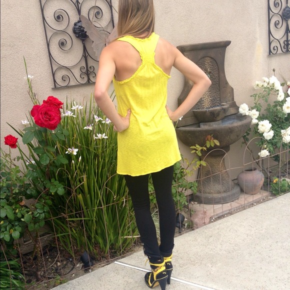 💥3x HOST PICK💥🌹Ella Moss Top - Picture 2 of 4