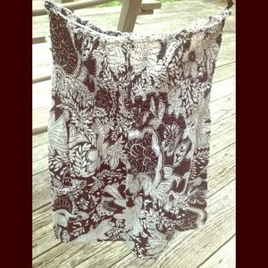 Black and White Dotted Floral Strapless Top