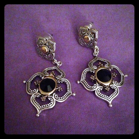 Vintage style earrings - Picture 1 of 2