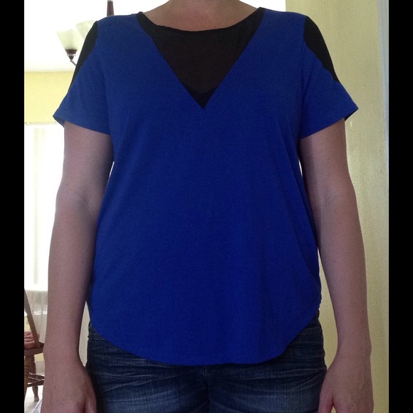 Blue shirt with mesh accents! - Picture 4 of 4