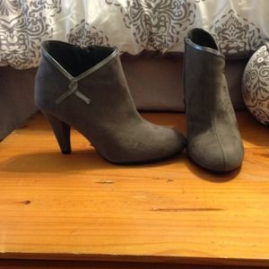 Ankle boots