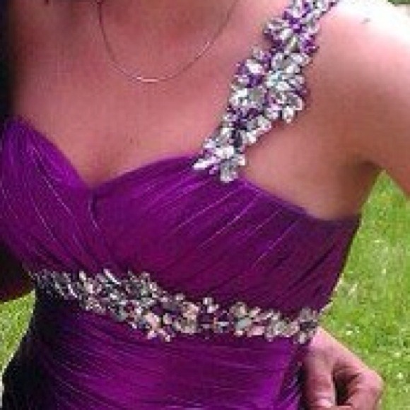 💥REDUCED💥 One of a kind Mori Lee formal dress. - Picture 3 of 3