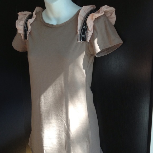 Xx Sold Xx New with tags. Beige and pink top.